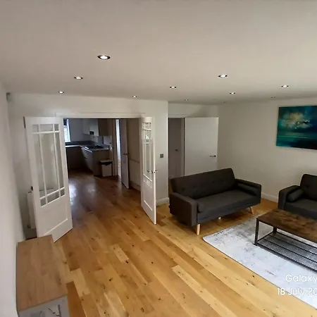 Hornchurch House - Romford Harold Wood Room photo