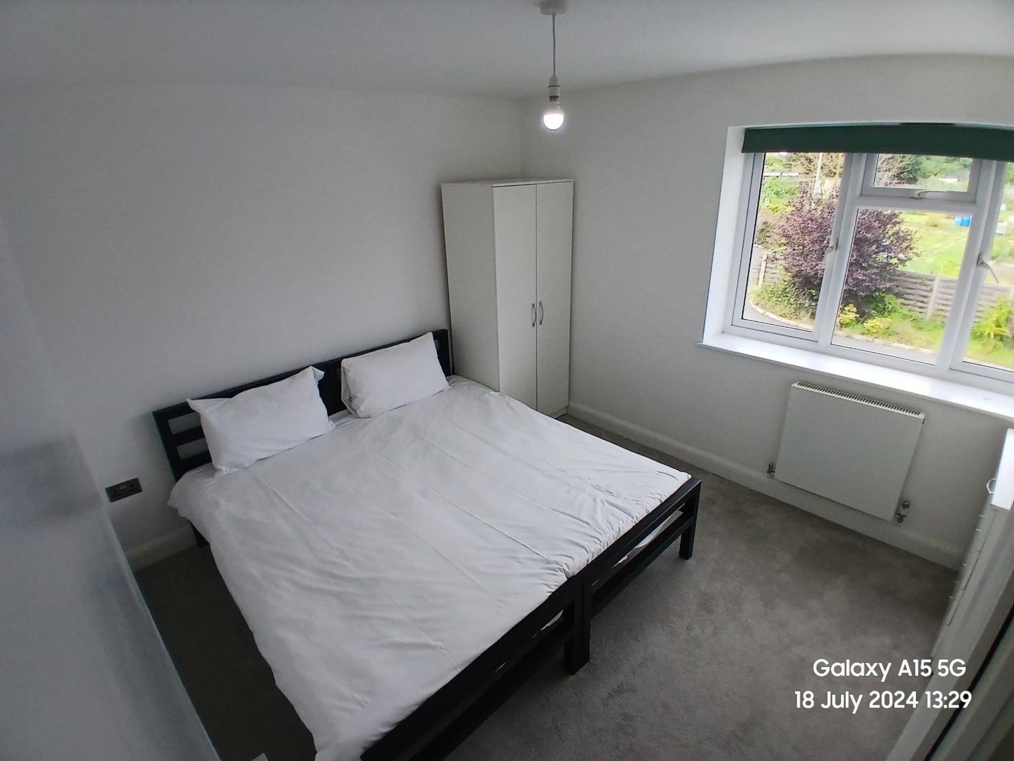 Hornchurch House - Romford Holiday home *